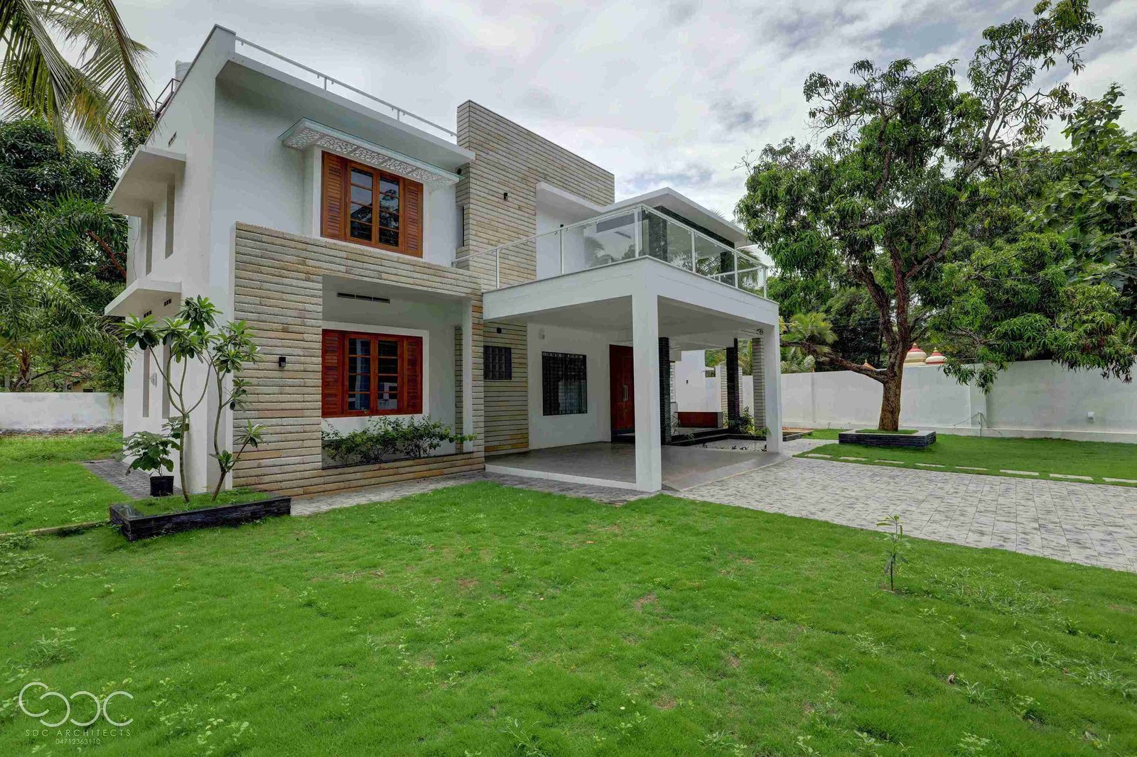 ARAVINDAKSHAN'S RESIDENCY